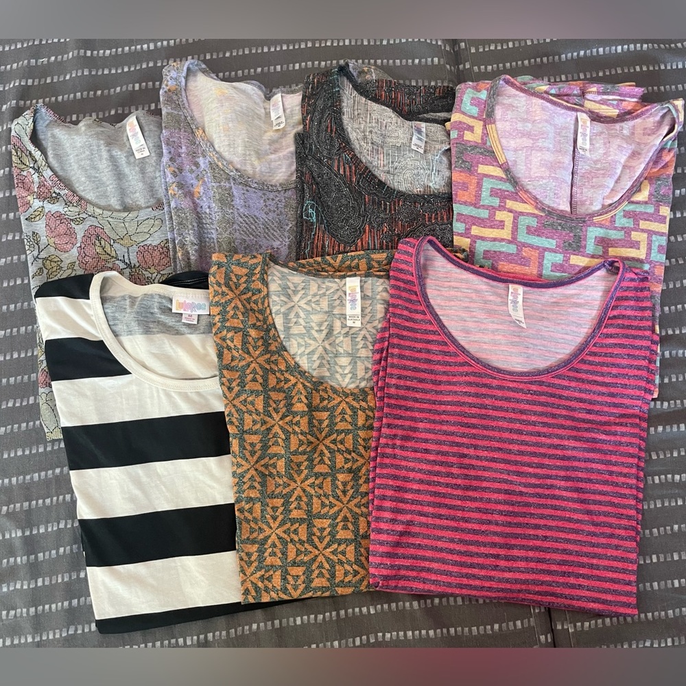 NWOT/EUC Lularoe Medium Perfect T Bundle